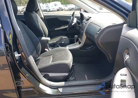 2010 Toyota Corolla S z USA, uszkodzony, nr VIN 2T1BU4EE6AC294391